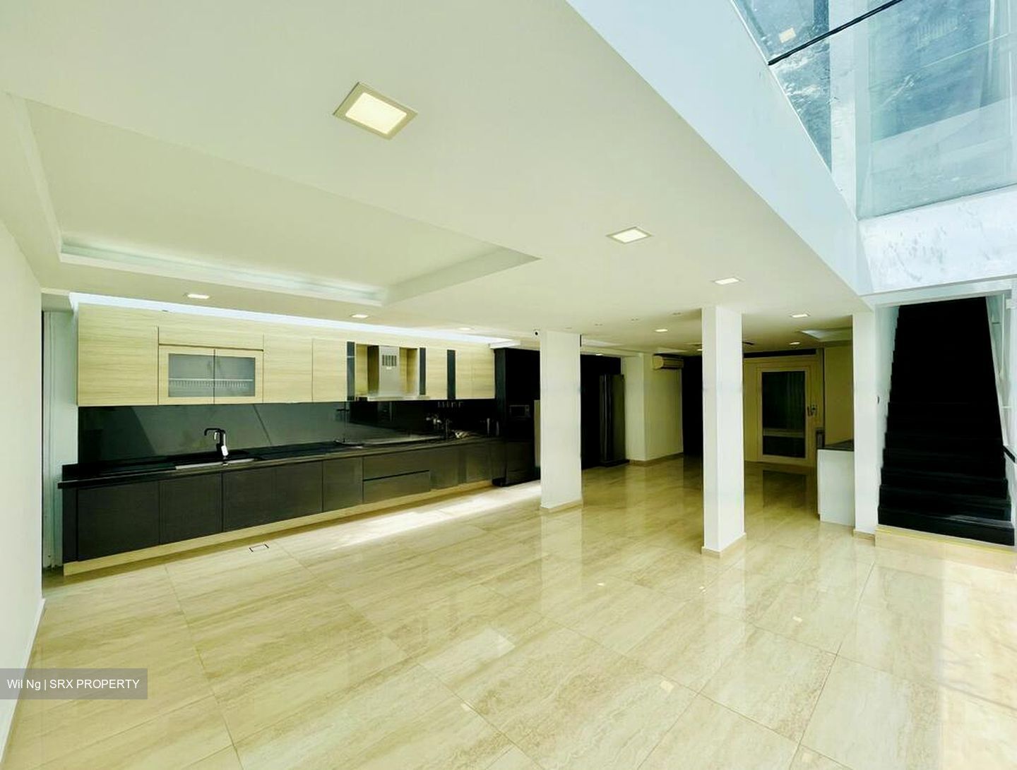 Cairnhill Road (D9), Terrace #499805381